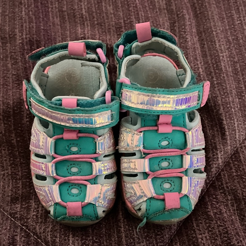 Used normally toddler sandals